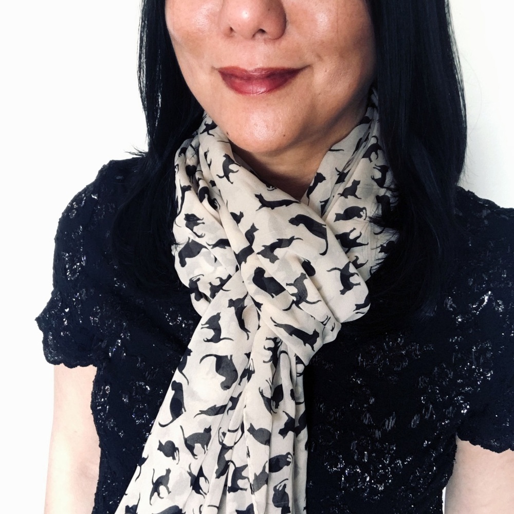 Cat lovers scarf